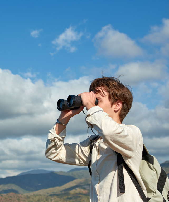 02 expert guiding travel companies